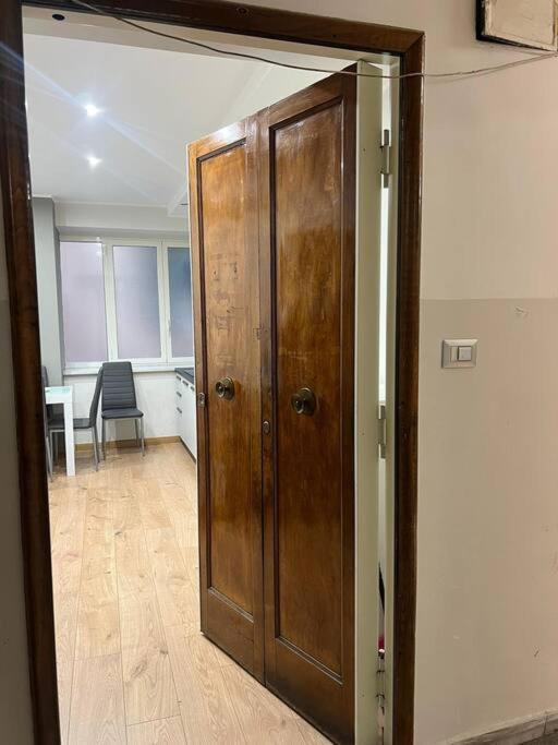 Don Cozzolino Apartment نابولي المظهر الخارجي الصورة
